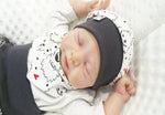 Beanie Set Mütze und Tuch Baby Monster Rote Herzen Nr.164 von Atelier MiaMia