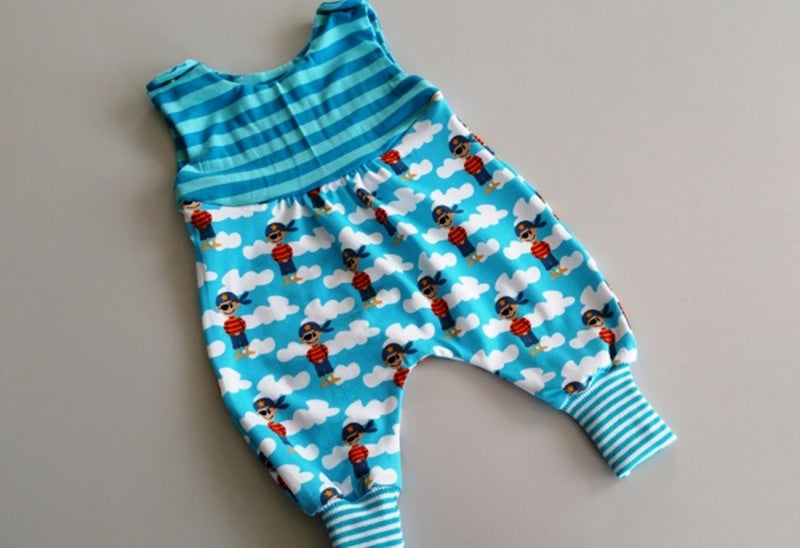 Atelier MiaMia onesie short and long also as a baby pirate 34