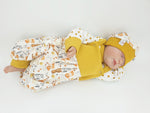 Strampler kurz und lang auch als Baby Set Bären Microwaffel Senf gelb 408 von Atelier MiaMia
