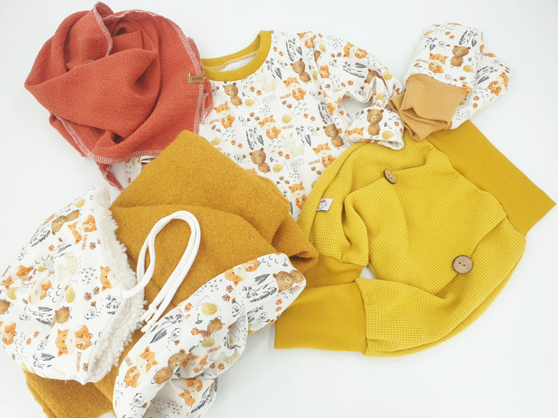 Atelier MiaMia Cool bloomers or baby set button pants waffle jersey mustard yellow 116