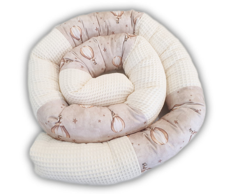 Atelier MiaMia- bed snakes, limited edition bunny balloon, cream waffle 31