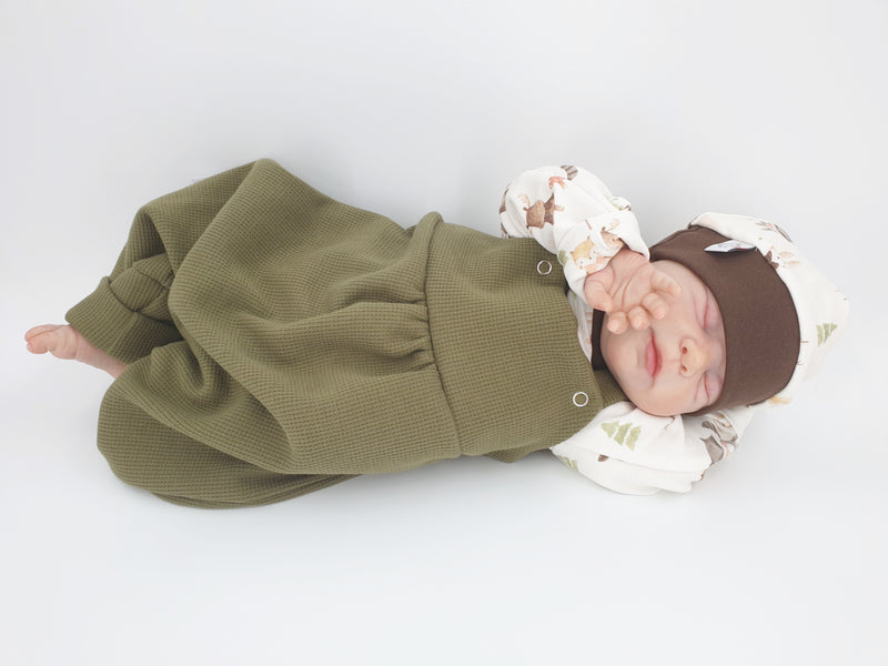 Atelier MiaMia pagliaccetto con bretelle corto e lungo anche come baby set in jersey waffle verde oliva
